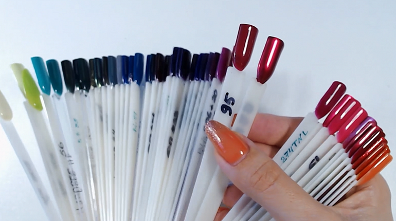 Ногтевой сервис. 6 советов по работе с палитрой цветов